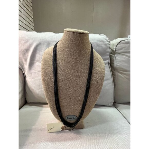 6 Necklaces - Variety of Lengths and Materials Used Jewelry Lot Costume - Picture 15 of 16